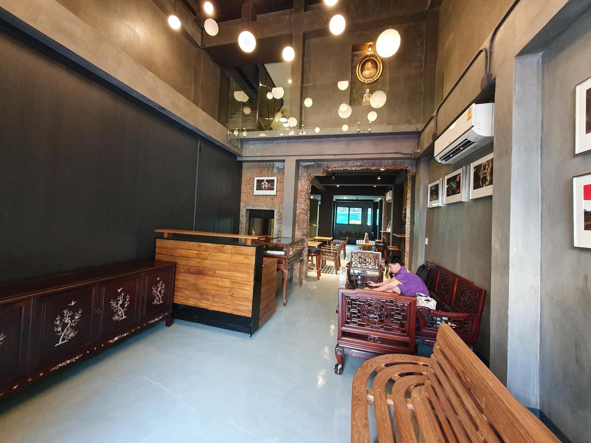 Baan Wualamphong บ้านวัวลำพอง 방콕 외부 사진